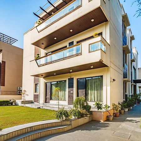 Royal Residence Mg Road Gurgaon Bagian luar foto