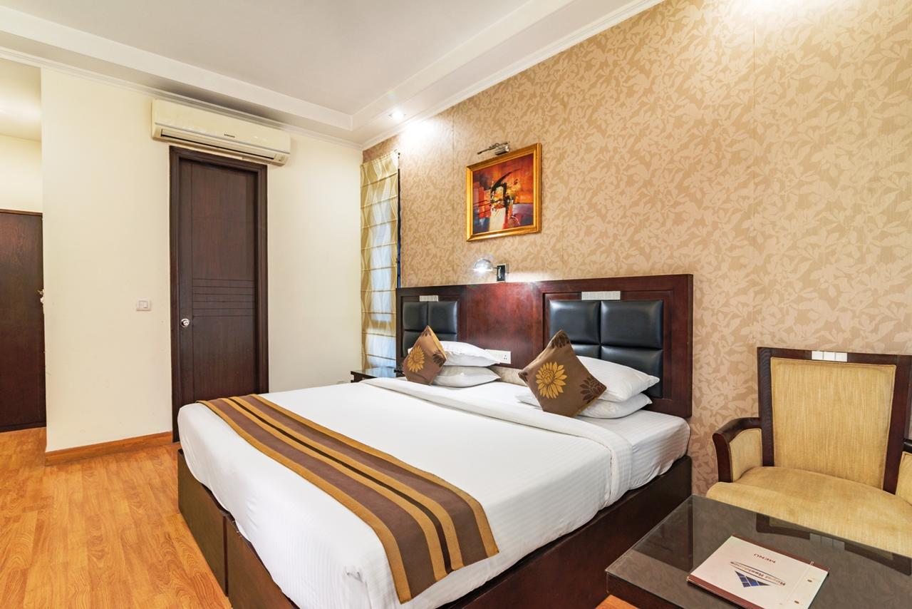 Royal Residence Mg Road Gurgaon Bagian luar foto