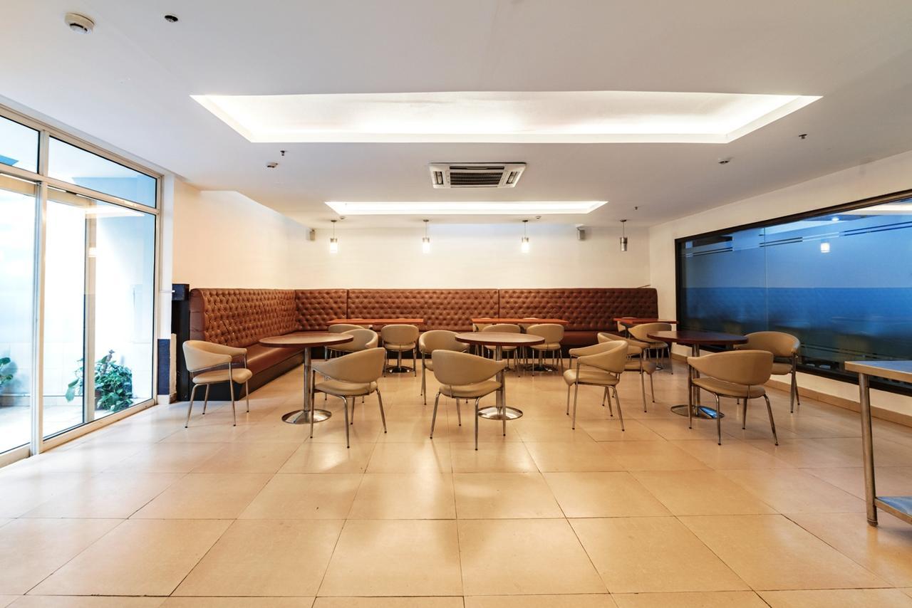 Royal Residence Mg Road Gurgaon Bagian luar foto